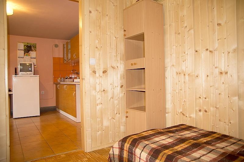 Hacjenda - Apartamenty I Pokoje Goscinne ชาร์นาโกรา ห้อง รูปภาพ