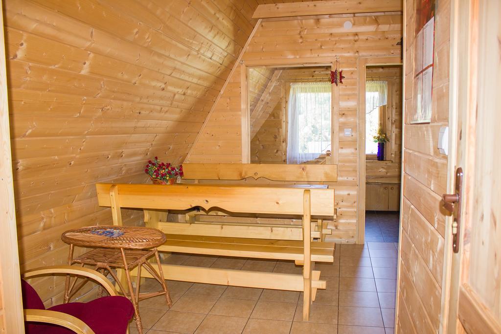 Hacjenda - Apartamenty I Pokoje Goscinne ชาร์นาโกรา ภายนอก รูปภาพ